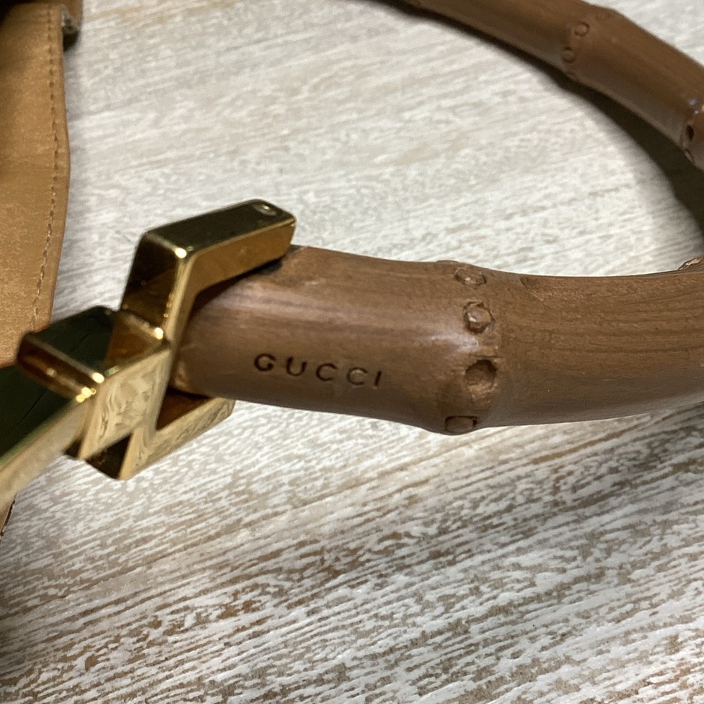 Gucci Tan and Brown Monogram Shoulder Bag - Picture 4 of 15